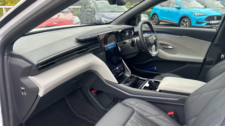 Ford Explorer 250kW Premium 79kWh AWD 5dr Auto Electric Estate